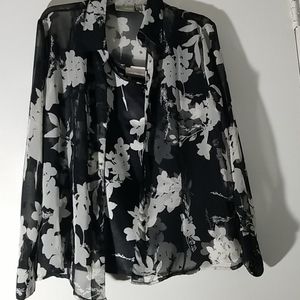 Croft & Barrow 2 piece black and white blouse